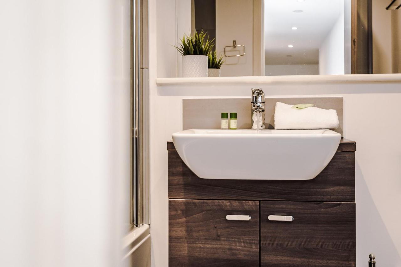 Host & Stay - Waterfront Penthouse Liverpool Exterior photo